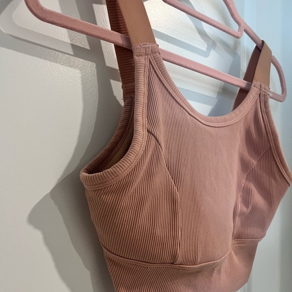 Aerie Blush Sports Bra - Picture 4 of 7